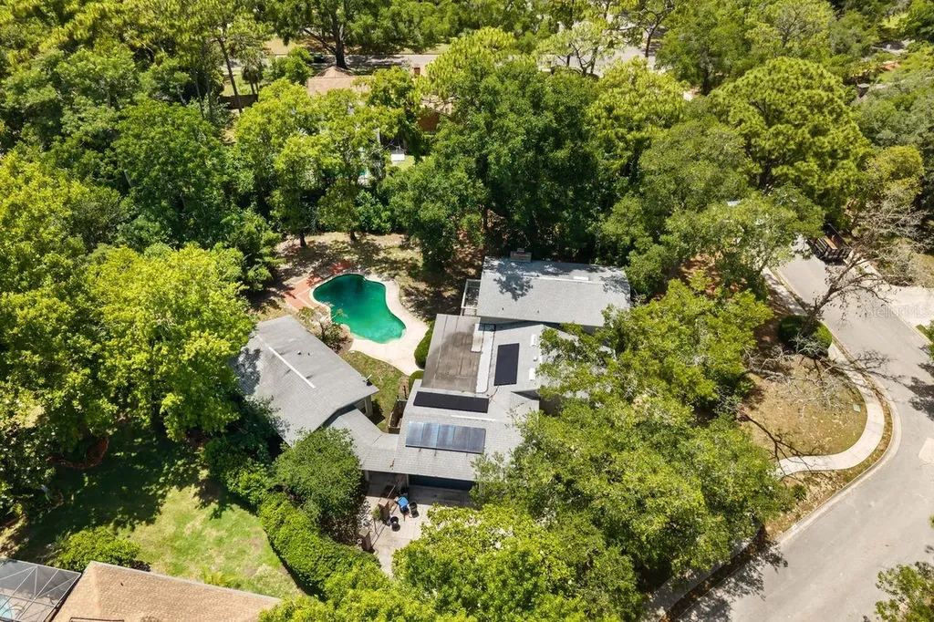 200 Crooked Oak Court Longwood FL 32779