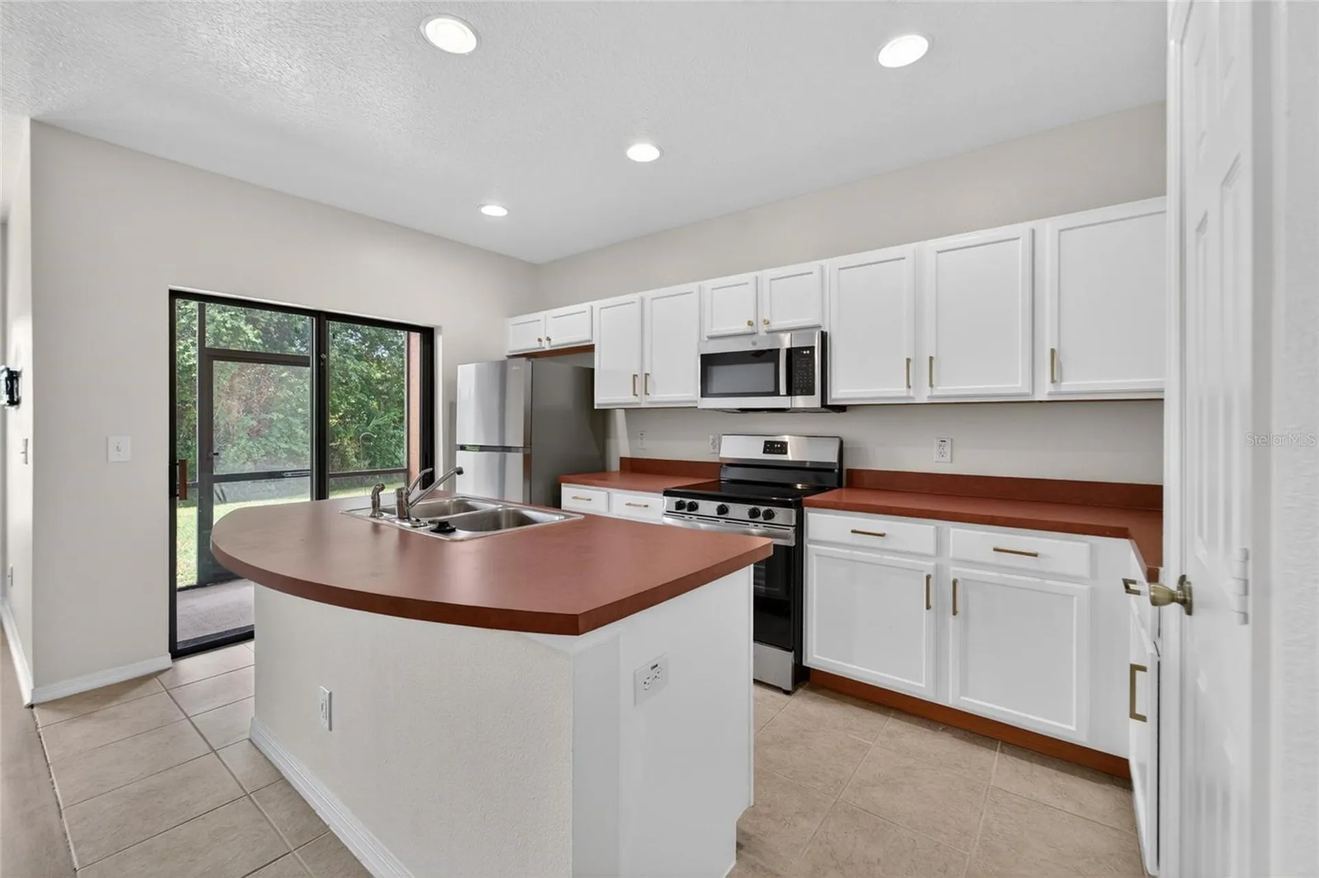 30132 Mossbank Drive Wesley Chapel FL 33543