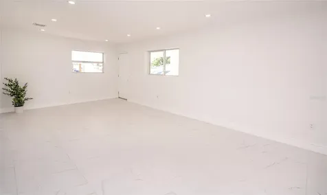 20720 NW 34 Avenue Miami Gardens FL 33056