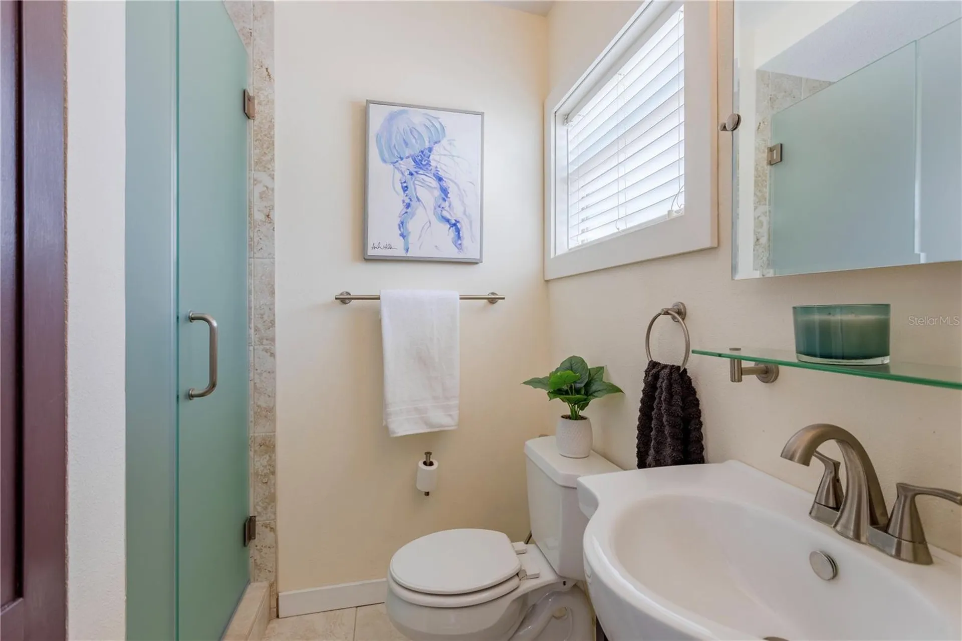 1327 Roscomare Avenue Orlando FL 32806