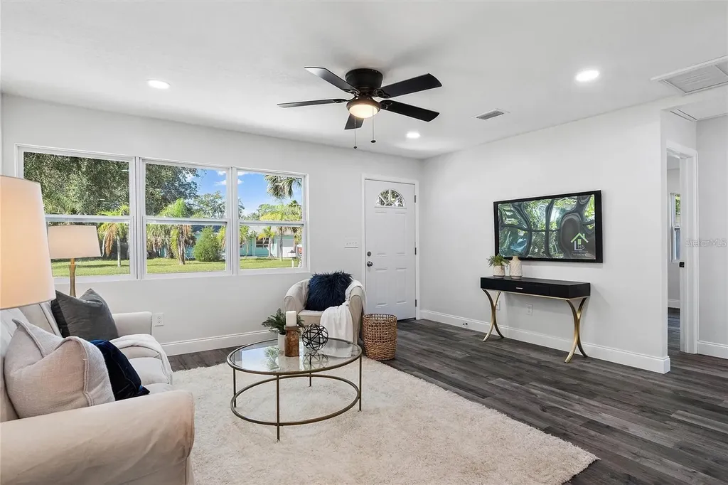 1308 60th Street S Gulfport FL 33707