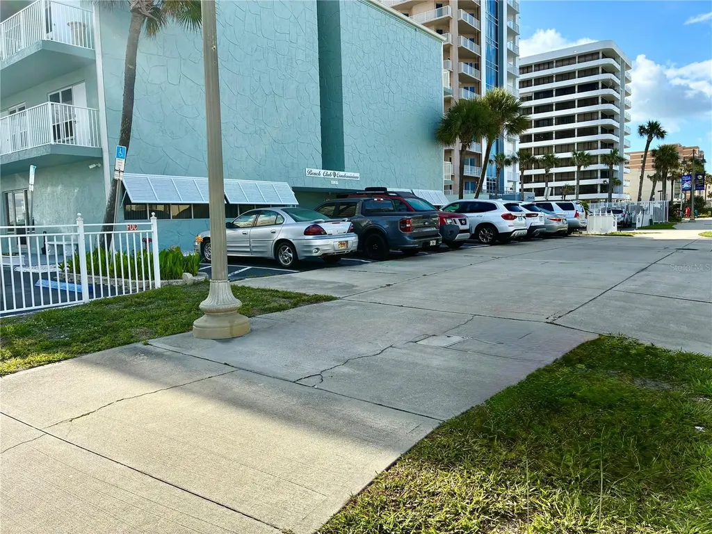 3727 S Atlantic Avenue Daytona Beach FL 32118