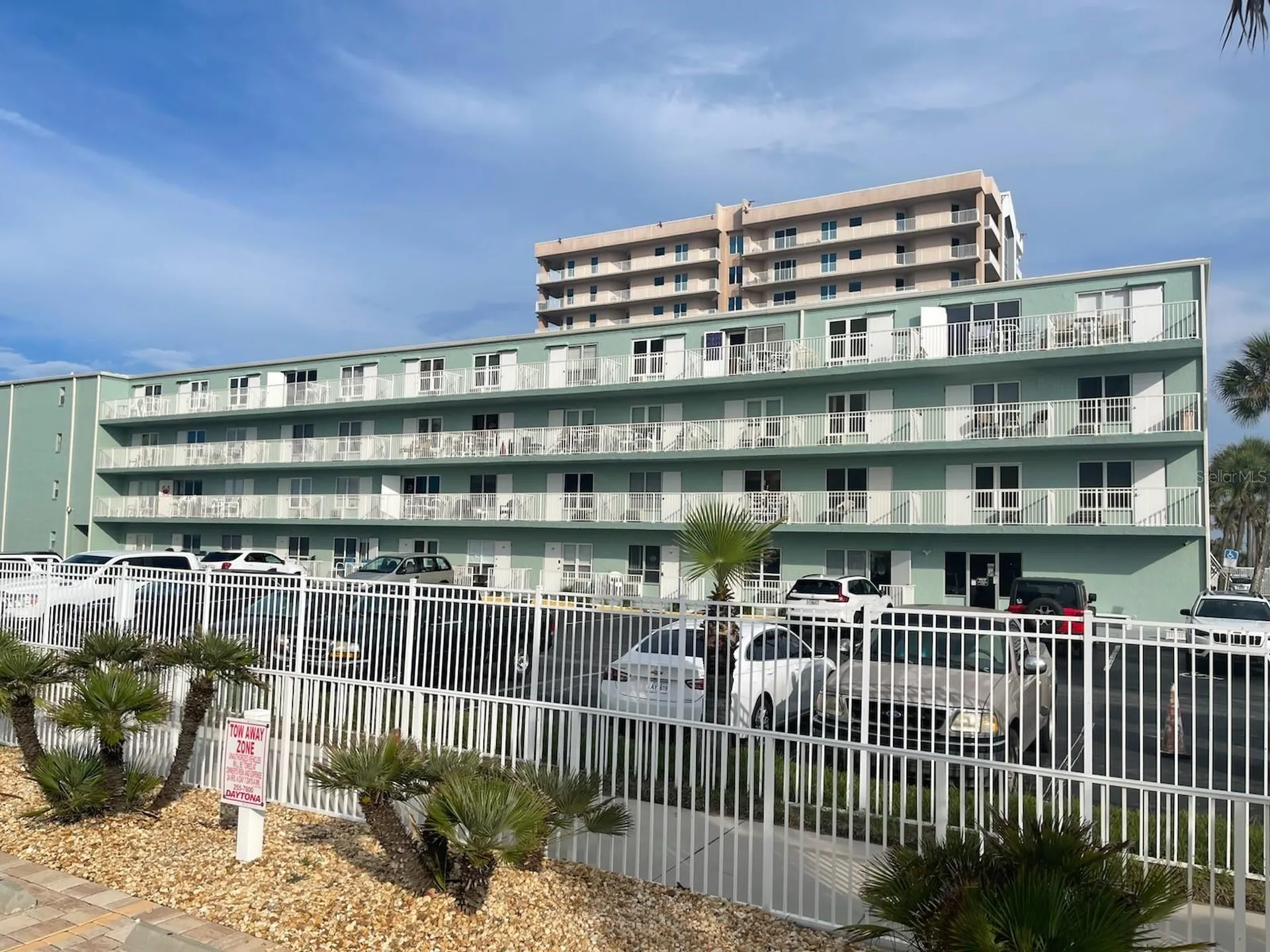 3727 S Atlantic Avenue Daytona Beach FL 32118