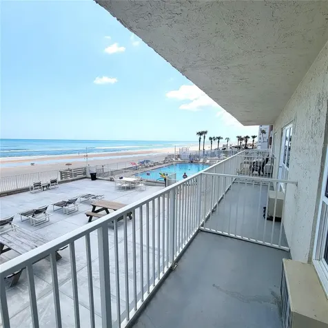 3727 S Atlantic Avenue Daytona Beach FL 32118