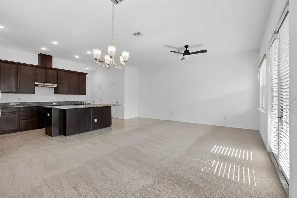 810 Middleton Street Debary FL 32713