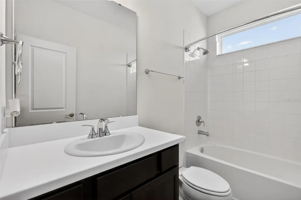 810 Middleton Street Debary FL 32713