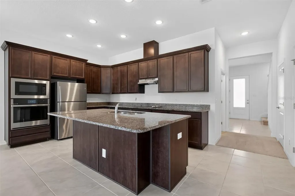 810 Middleton Street Debary FL 32713