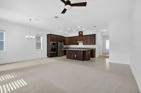 810 Middleton Street Debary FL 32713