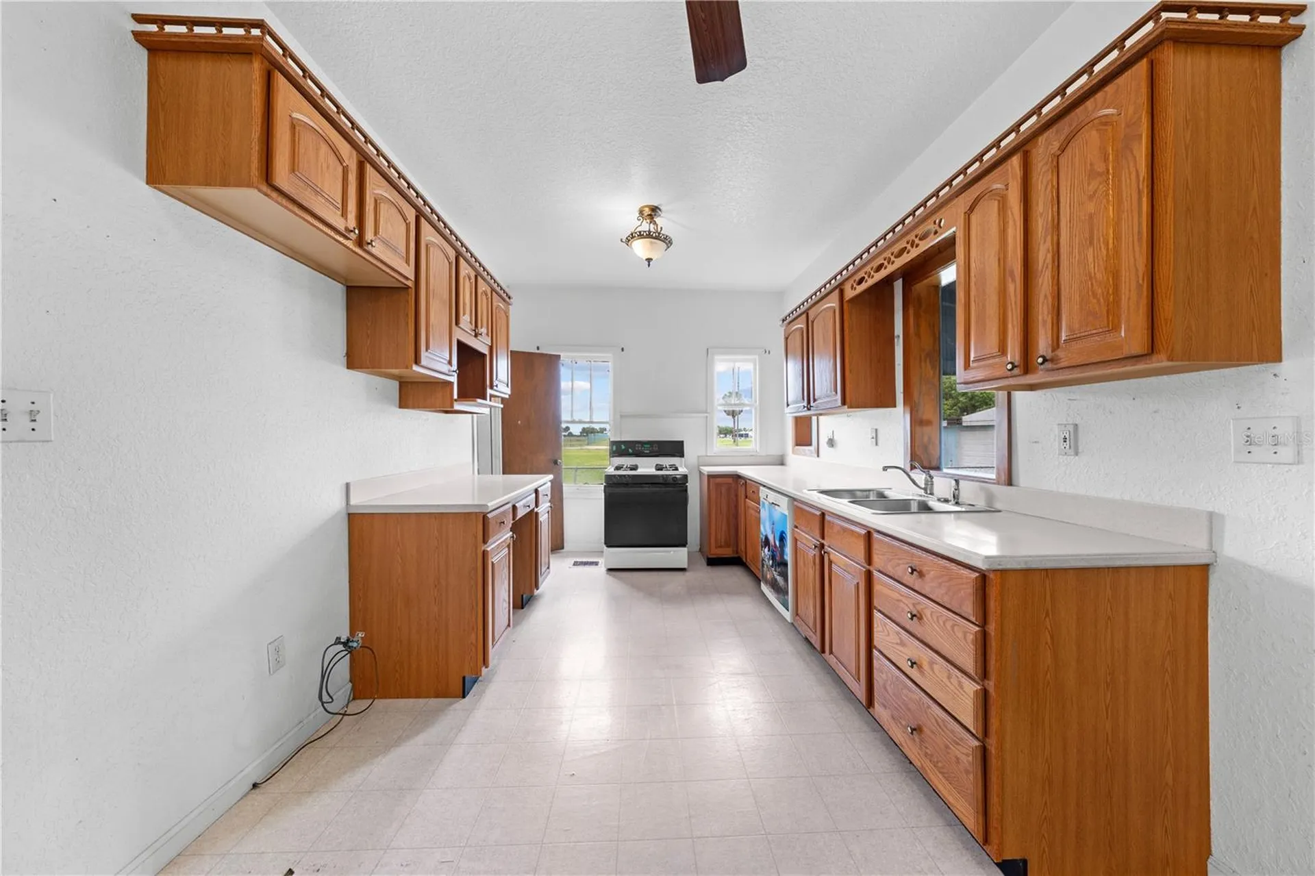 1911 Verona Street Kissimmee FL 34741