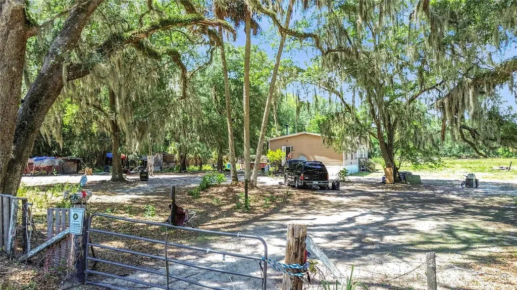 1689 NE 189th Lane Citra FL 32113
