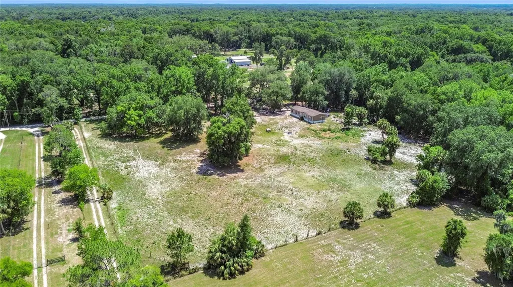 1689 NE 189th Lane Citra FL 32113