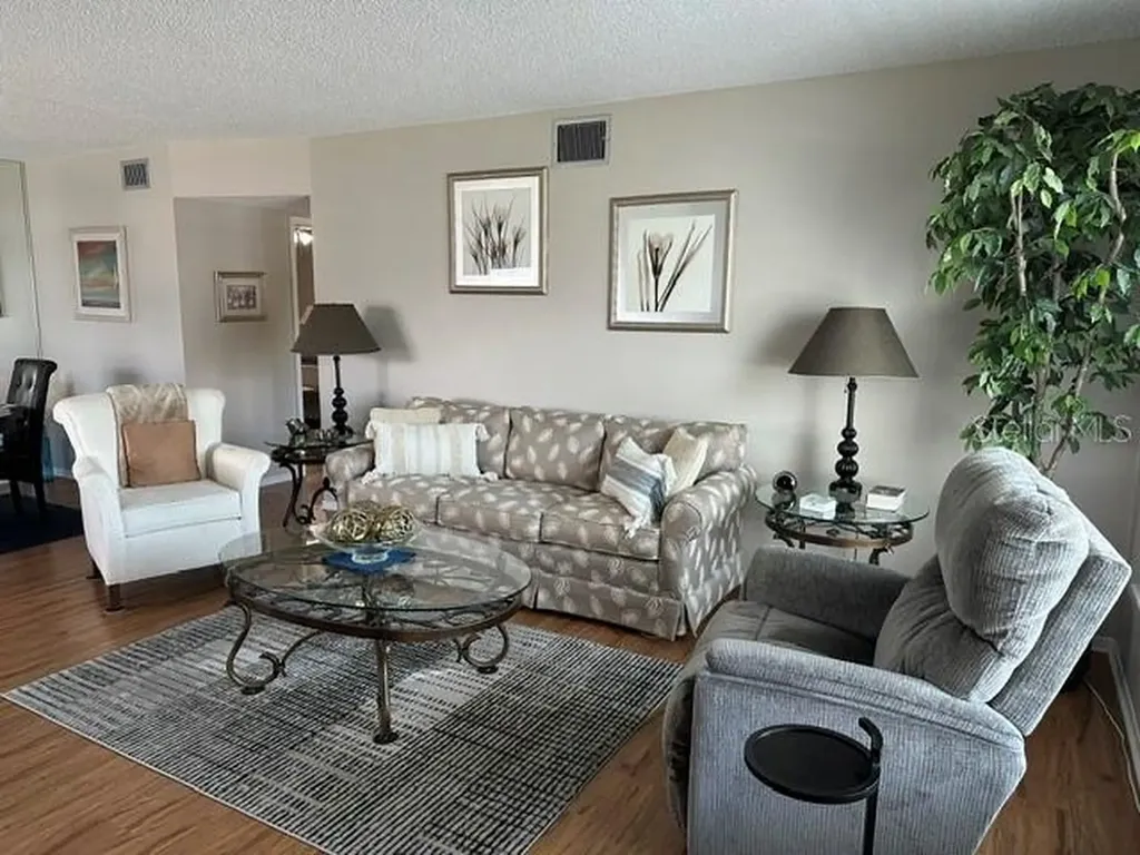 2405 Franciscan Drive Clearwater FL 33763