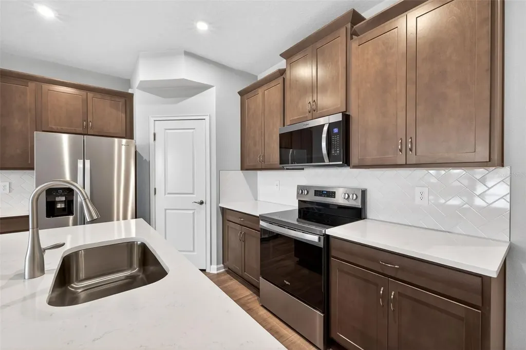 9187 Aurelia Avenue Parrish FL 34219