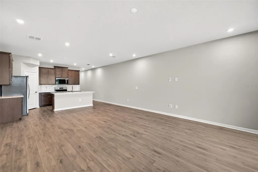 9187 Aurelia Avenue Parrish FL 34219