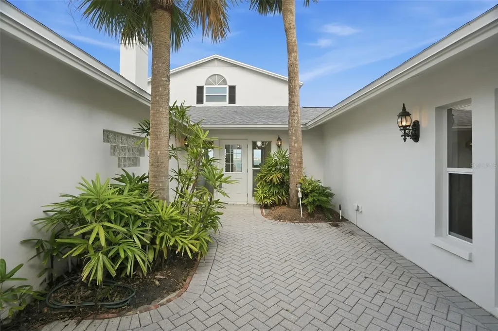 1832 Venetian Point Drive Clearwater FL 33755