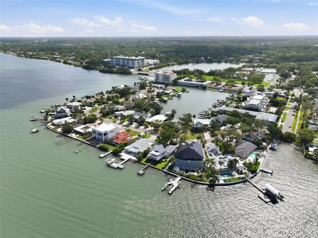 1832 Venetian Point Drive Clearwater FL 33755