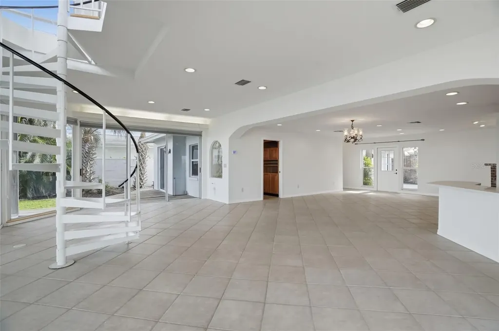 1832 Venetian Point Drive Clearwater FL 33755