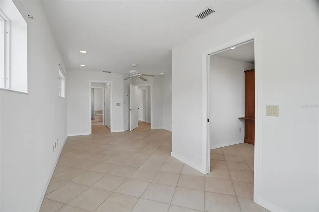 1832 Venetian Point Drive Clearwater FL 33755