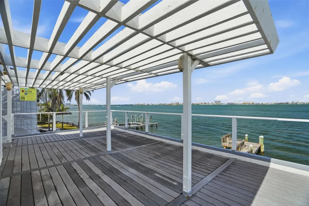 1832 Venetian Point Drive Clearwater FL 33755