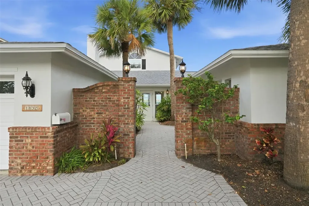 1832 Venetian Point Drive Clearwater FL 33755