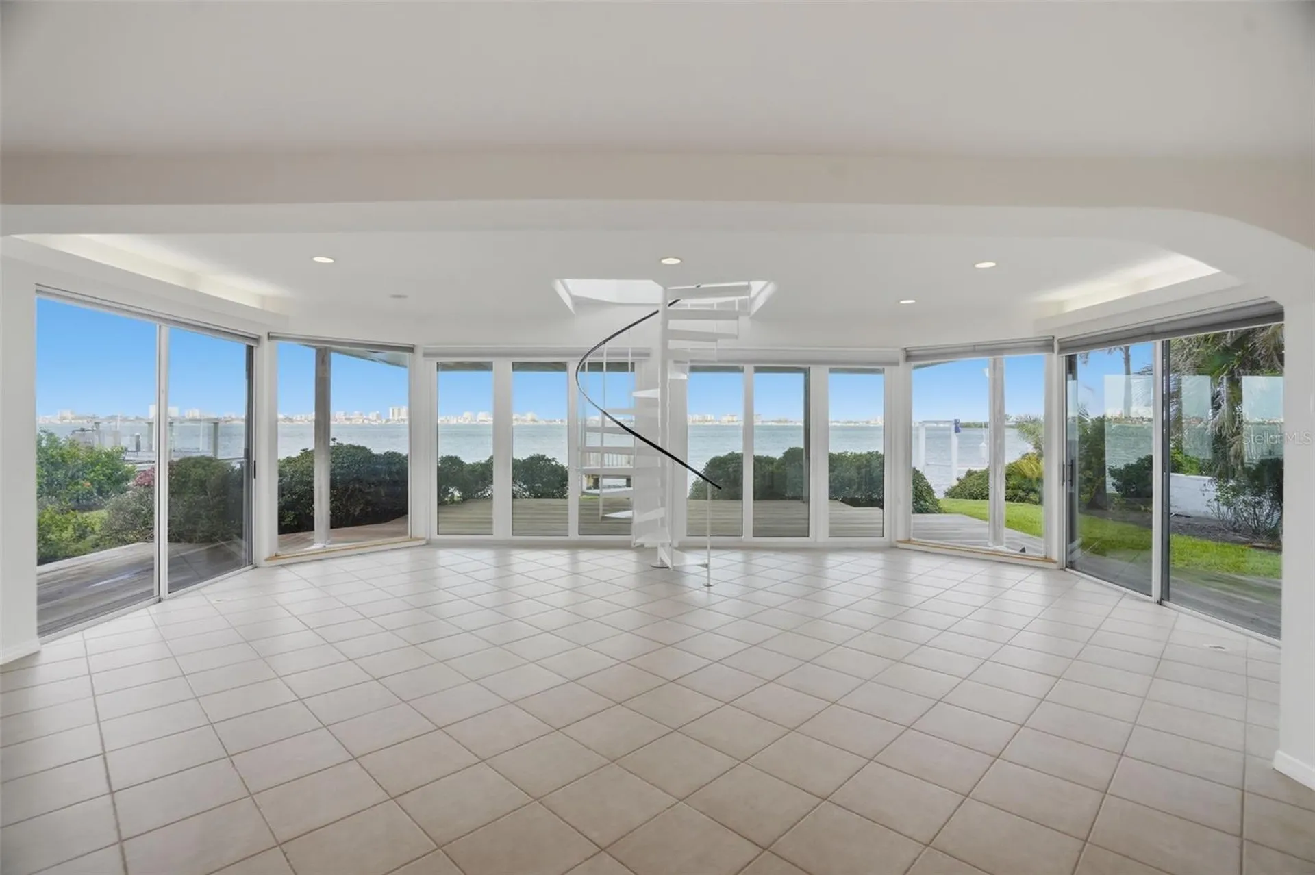 1832 Venetian Point Drive Clearwater FL 33755