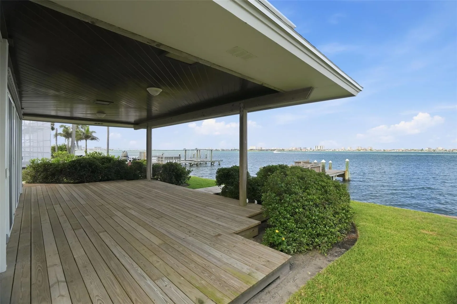 1832 Venetian Point Drive Clearwater FL 33755