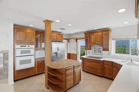 1832 Venetian Point Drive Clearwater FL 33755