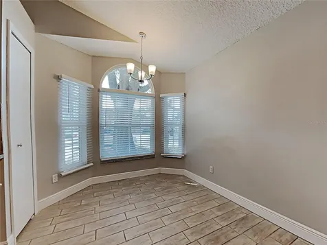 1604 Chatham Circle Apopka FL 32703