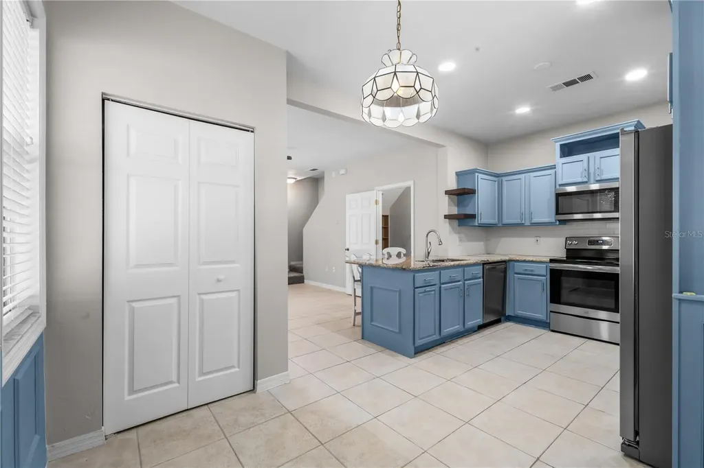 1710 NW 7th Street Gainesville FL 32609