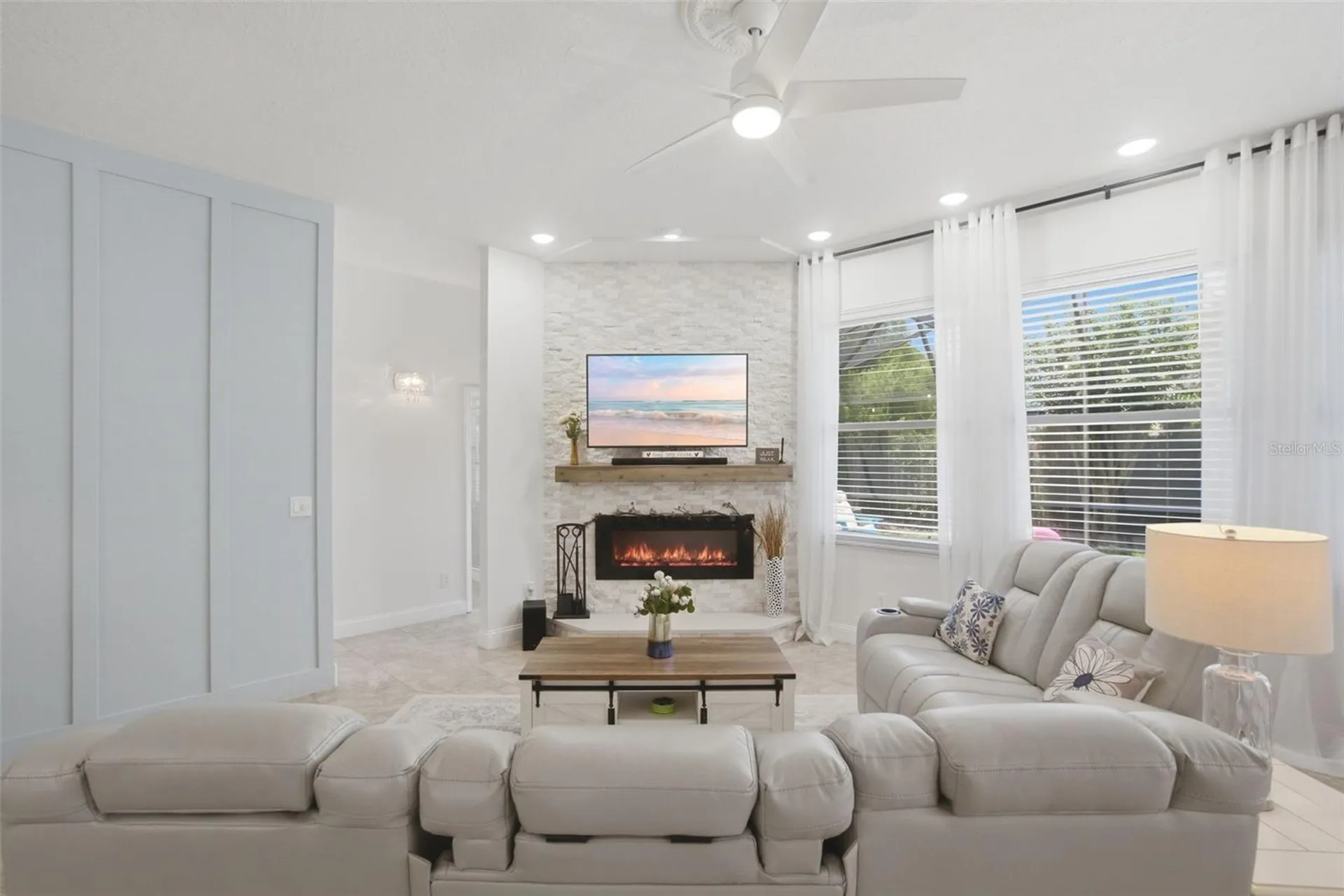 14569 Gainesborough Drive Orlando FL 32826