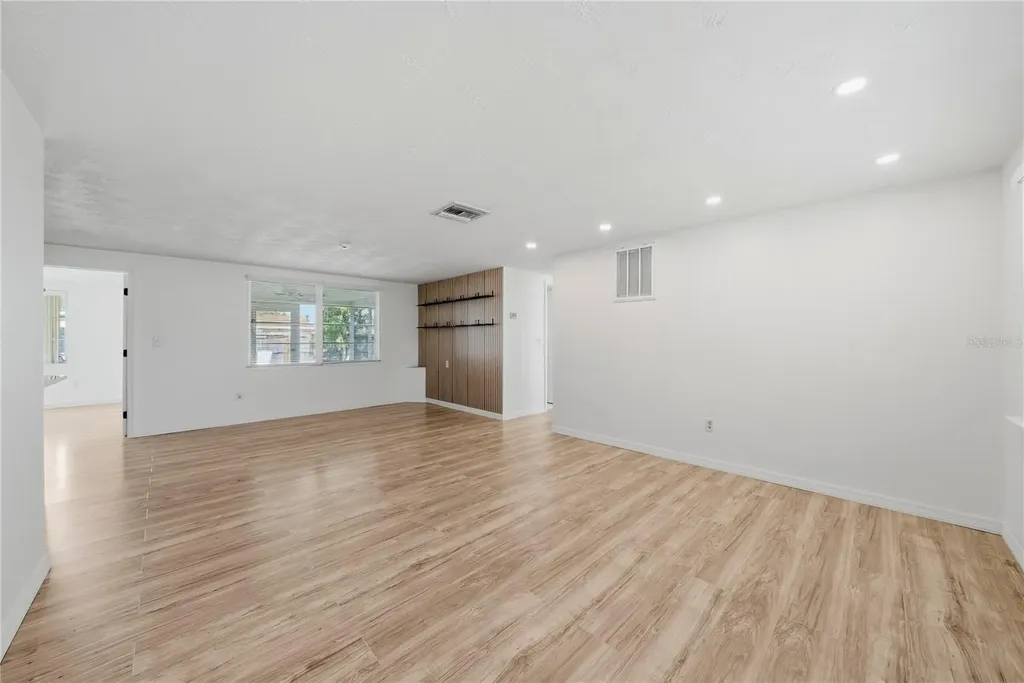 2704 Lawn Place Holiday FL 34691