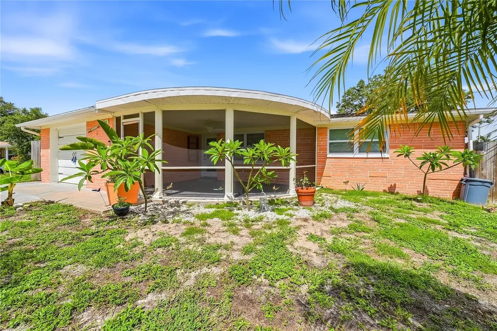 2704 Lawn Place Holiday FL 34691