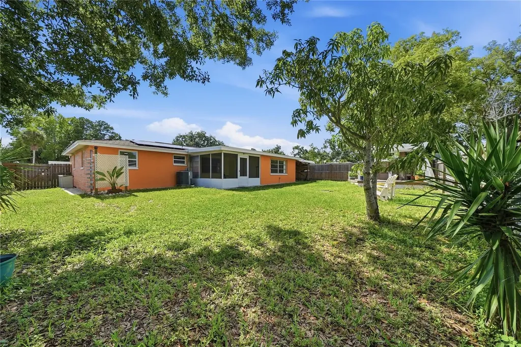 2704 Lawn Place Holiday FL 34691