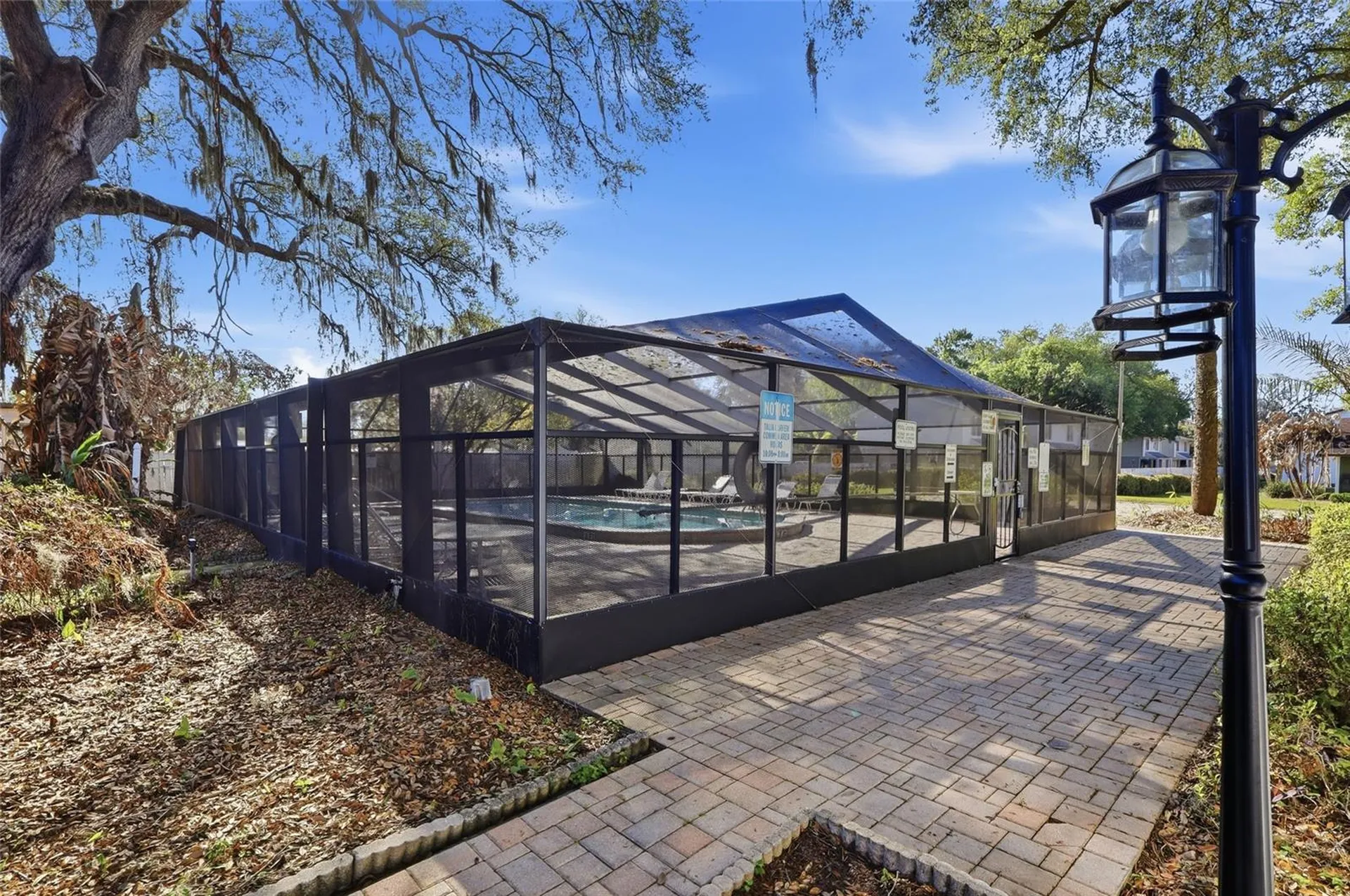39132 County Road 54 Zephyrhills FL 33542