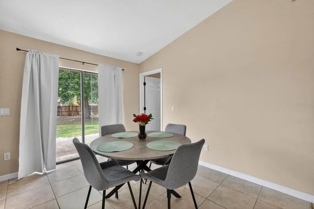 1520 3rd Avenue Deland FL 32724