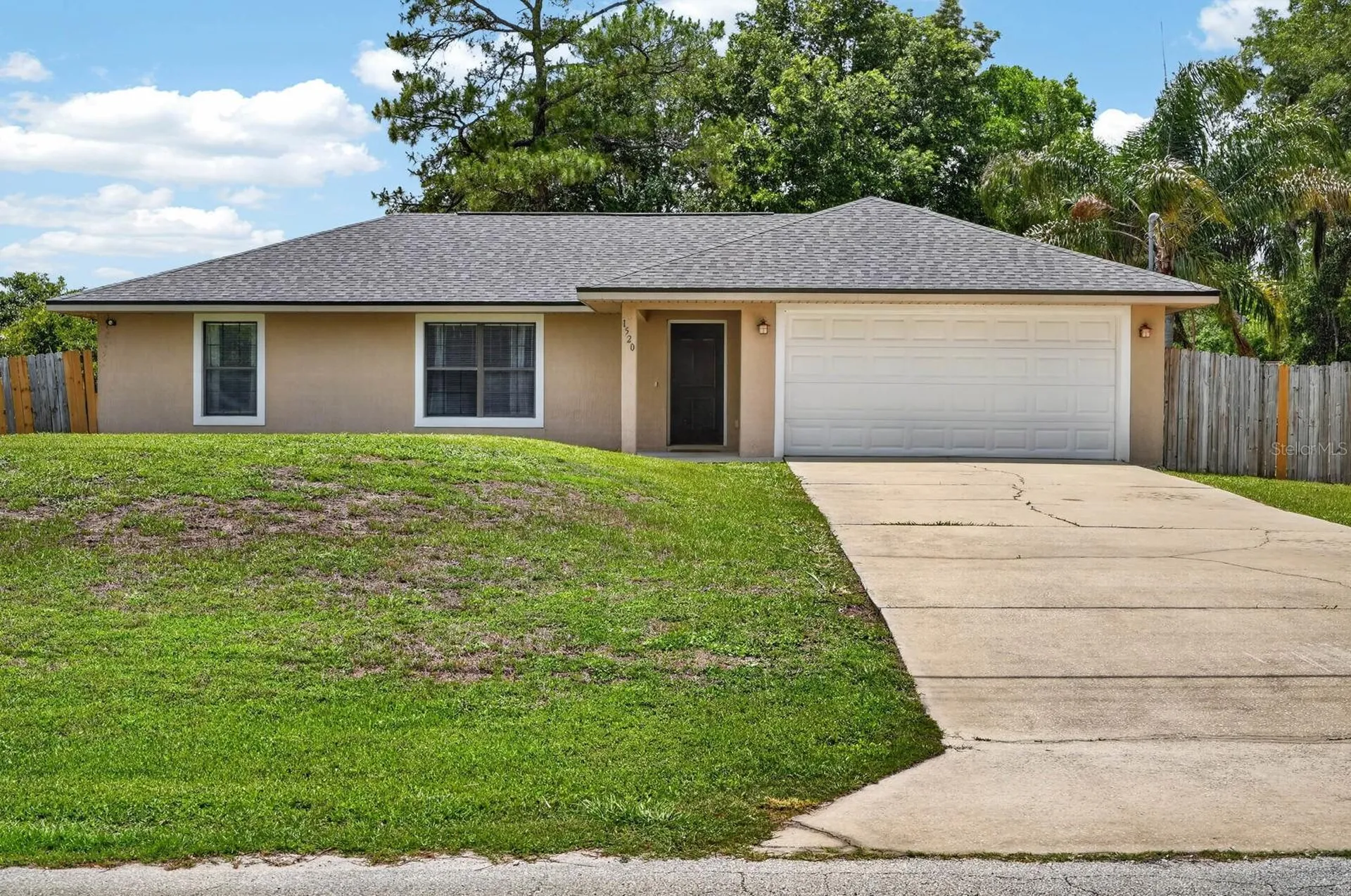 1520 3rd Avenue Deland FL 32724