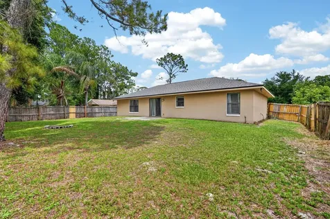 1520 3rd Avenue Deland FL 32724