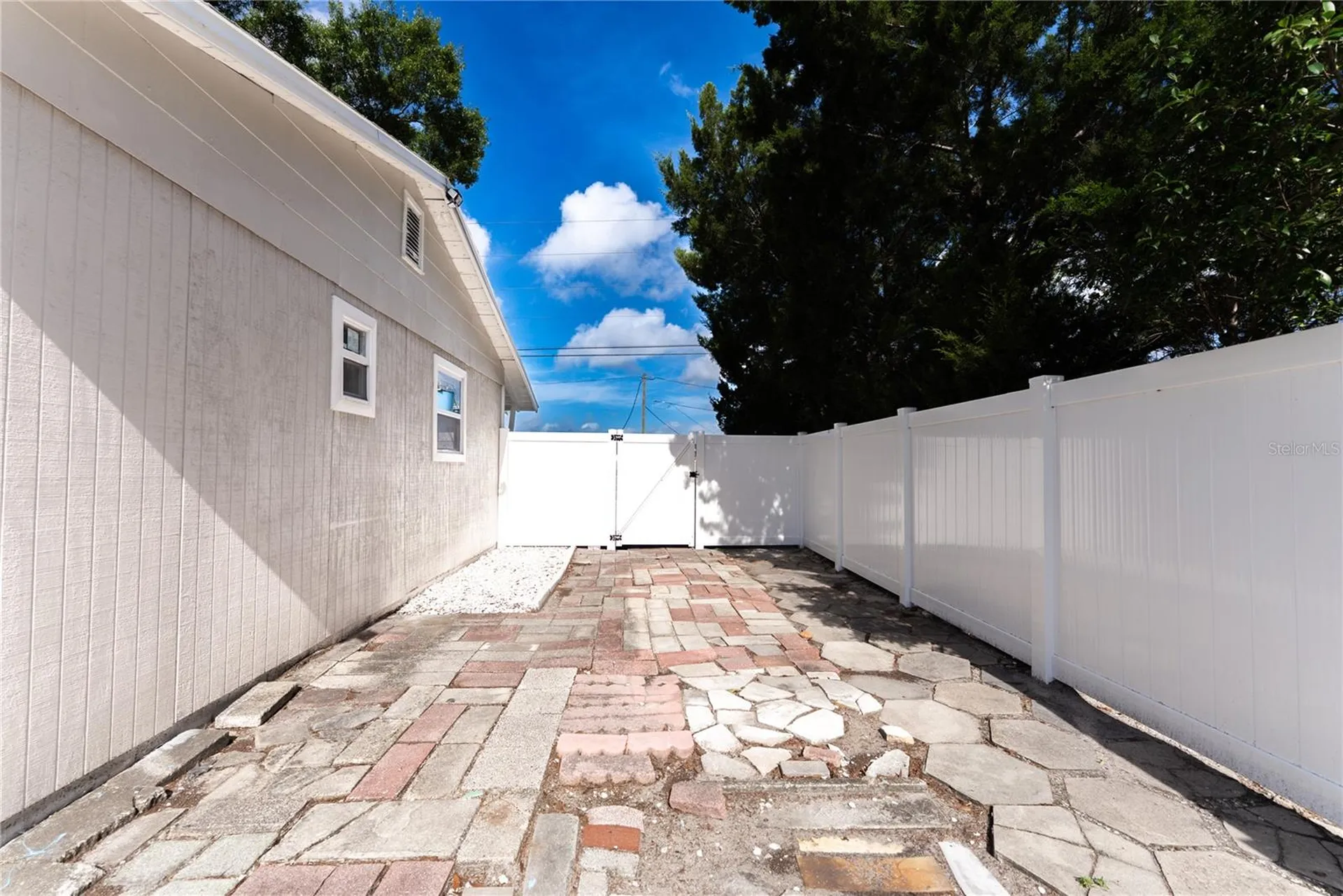 842 43rd Street S St Petersburg FL 33711