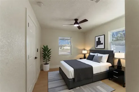 842 43rd Street S St Petersburg FL 33711