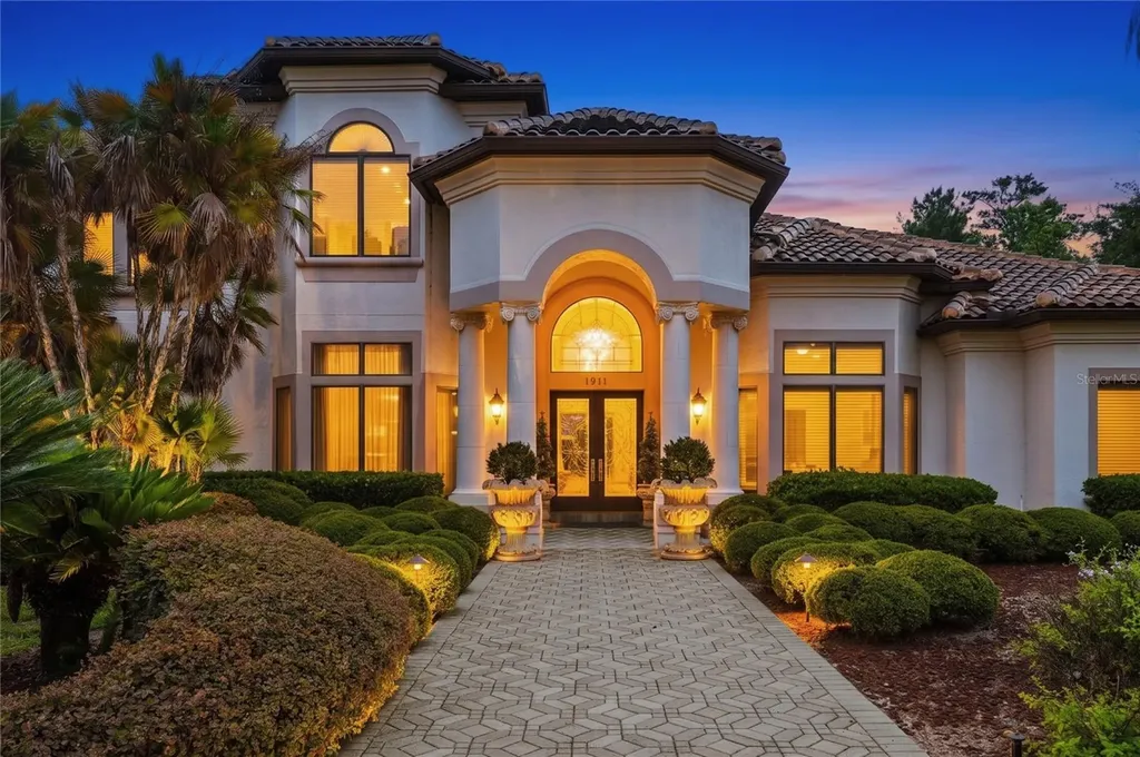 1911 Bridgewater Drive Lake Mary FL 32746
