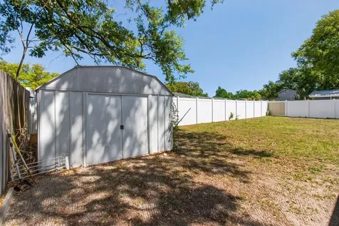 5865 92nd Avenue N Pinellas Park FL 33782