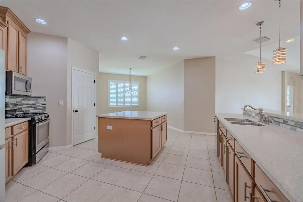 11318 Coventry Grove Circle Lithia FL 33547