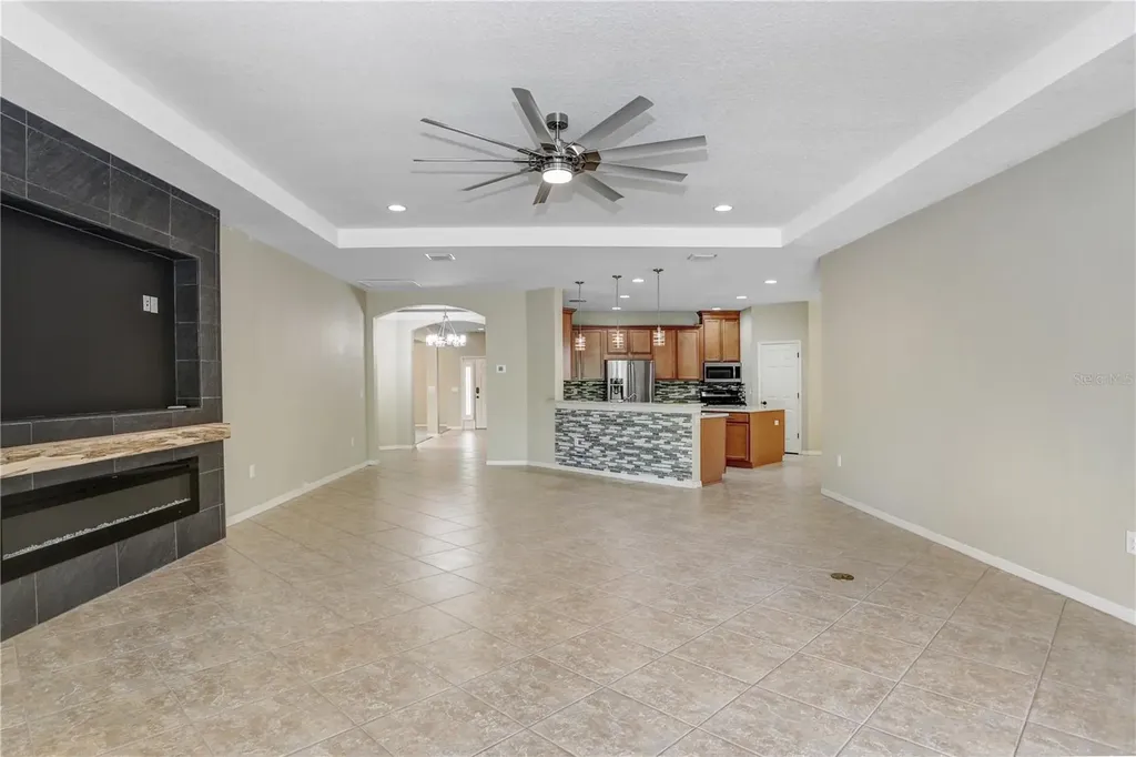 11318 Coventry Grove Circle Lithia FL 33547