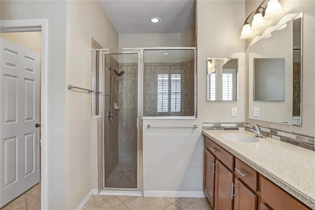 11318 Coventry Grove Circle Lithia FL 33547