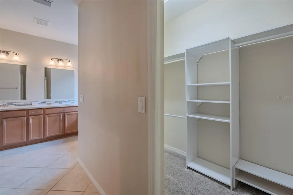 11318 Coventry Grove Circle Lithia FL 33547