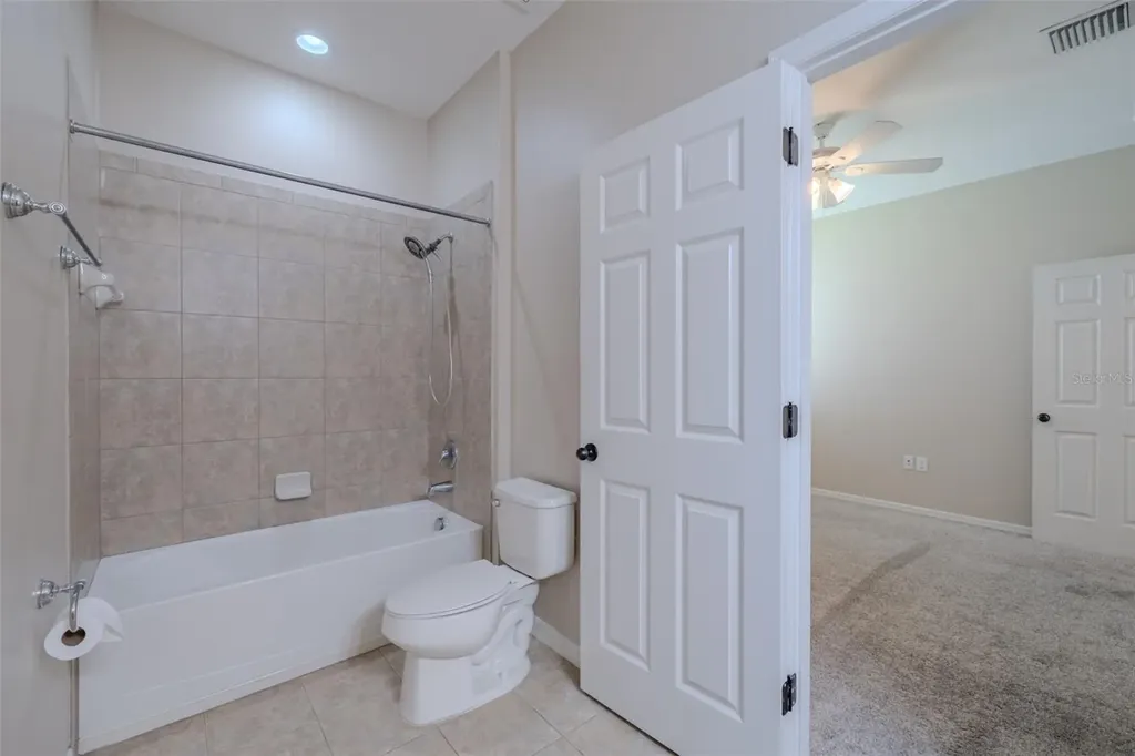 11318 Coventry Grove Circle Lithia FL 33547