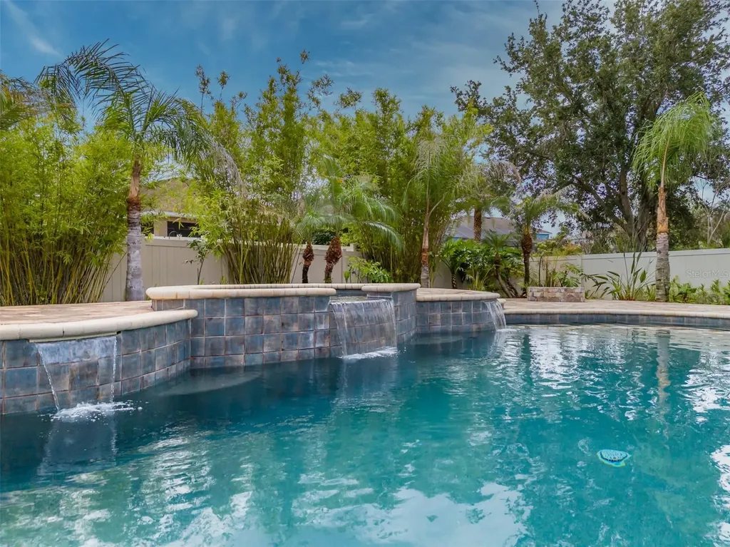 11318 Coventry Grove Circle Lithia FL 33547