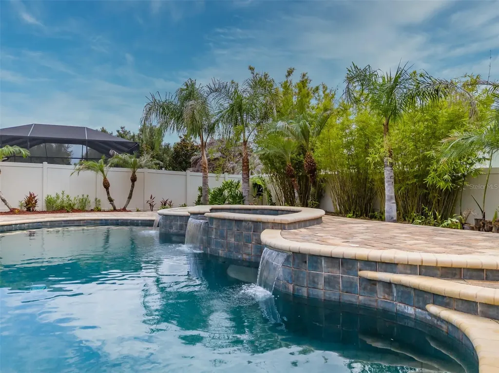 11318 Coventry Grove Circle Lithia FL 33547