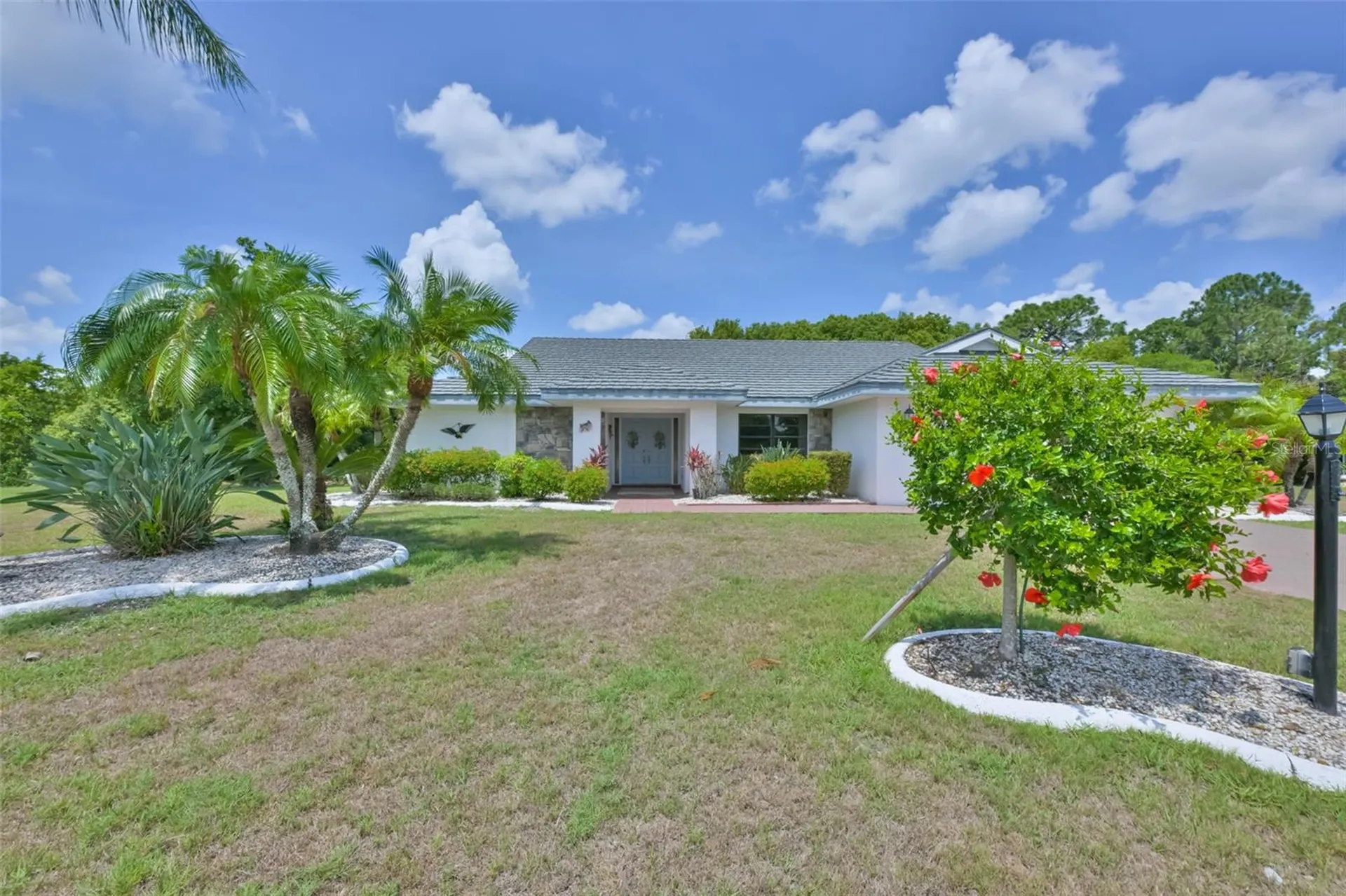 1819 New Bedford Drive Sun City Center FL 33573