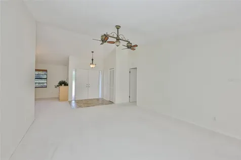 1819 New Bedford Drive Sun City Center FL 33573